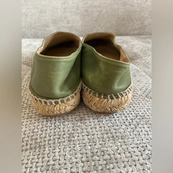 Chanel Olive Lambskin Leather Espadrilles Flats Slip on CC Logo